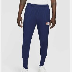 Nike FC Joga Bonito Soccer Pants
Retro Ronaldinho Ronaldo Brazil